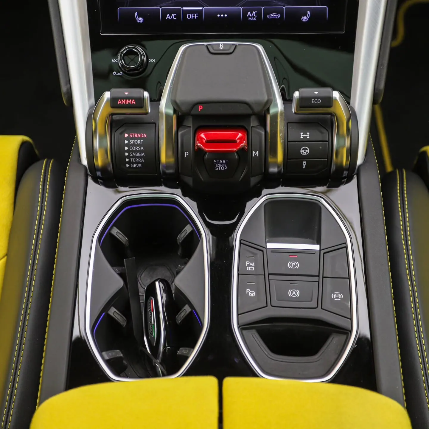 Urus thumbnail 12