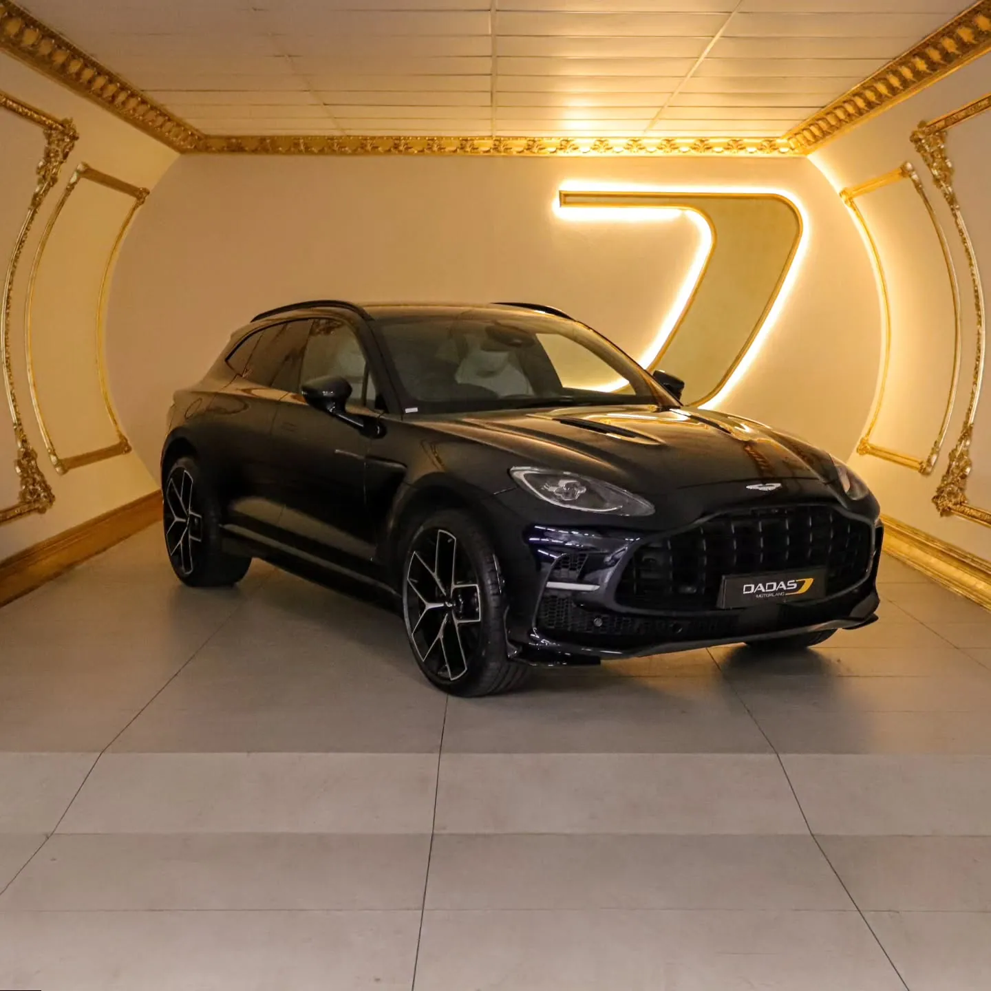 2023 Aston Martin DBX707 in the Dadas Motorland studio