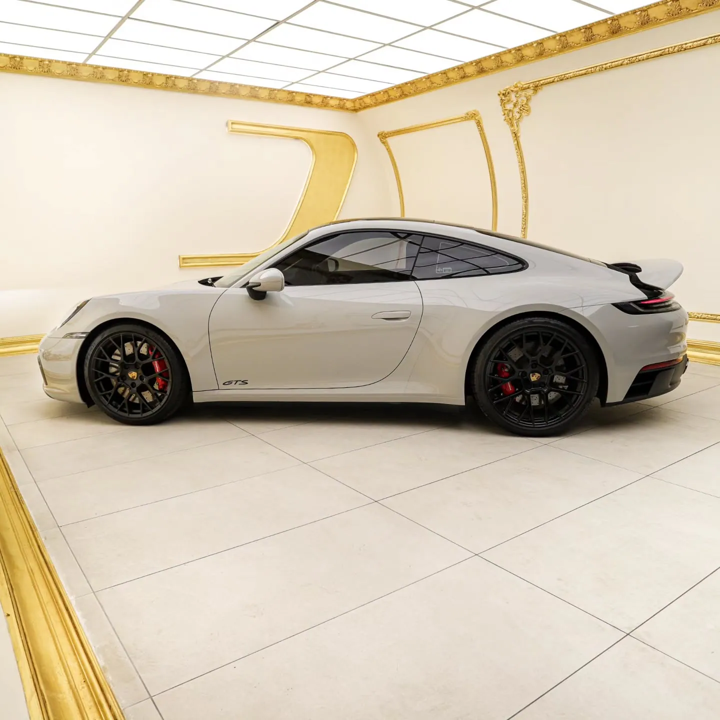 911 Carrera GTS (992) thumbnail 5