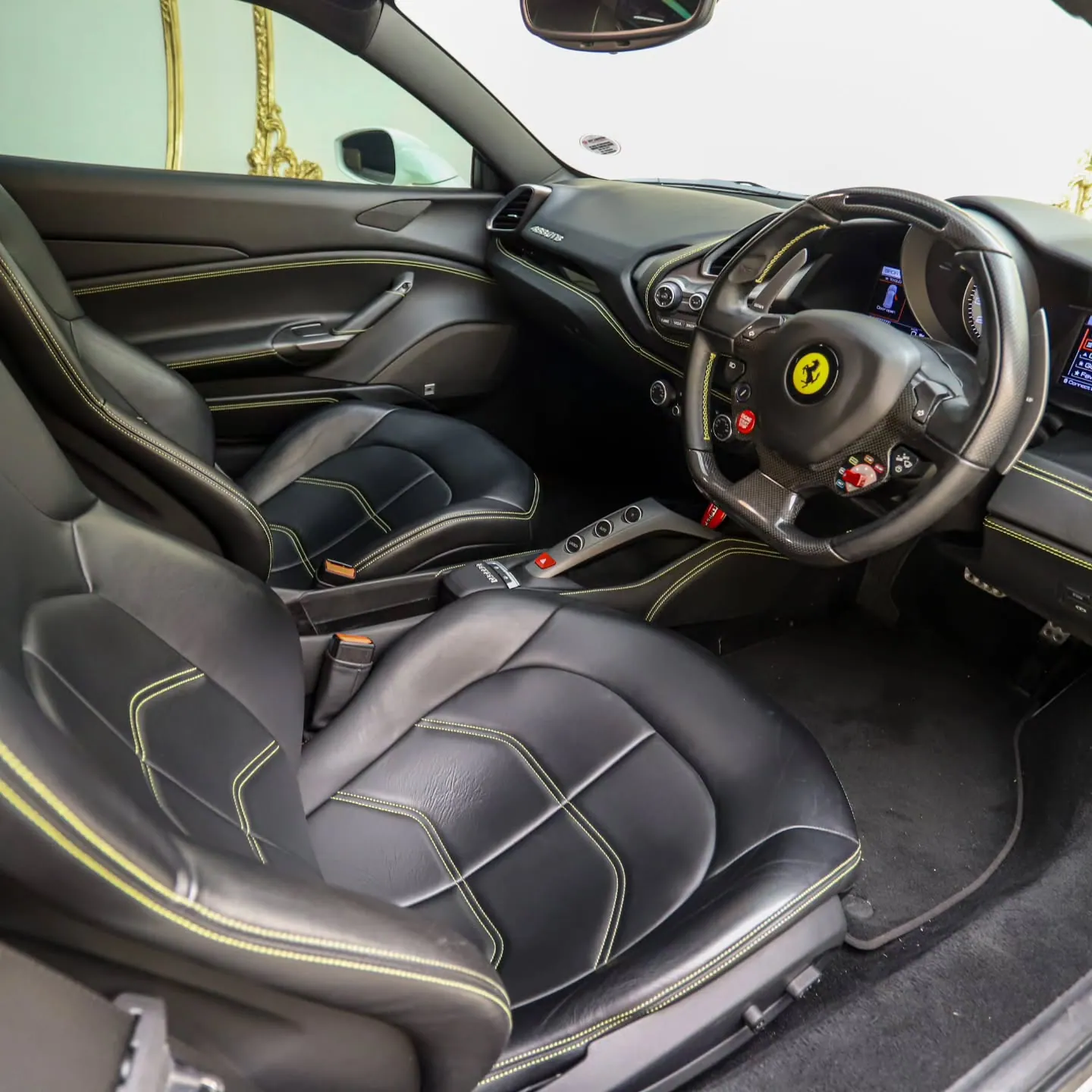 488 GTB thumbnail 9