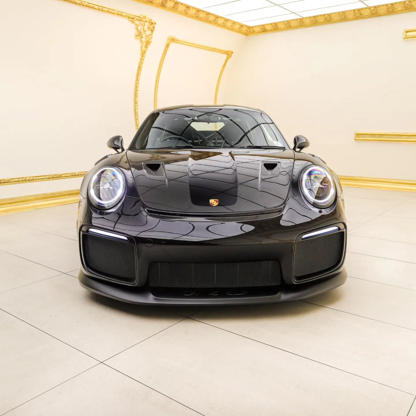 911 GT2 RS Weissach thumbnail 4